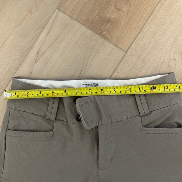 Banana Republic Crop Pant - Picture 3 of 4
